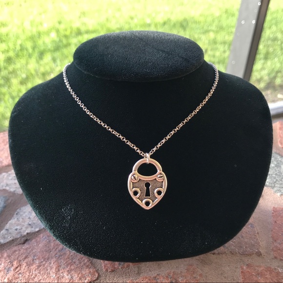 🔴SALE !Stainless steel heart lock necklace choker - Picture 3 of 8